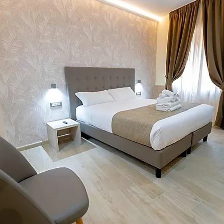 Maximus Hotel 3*