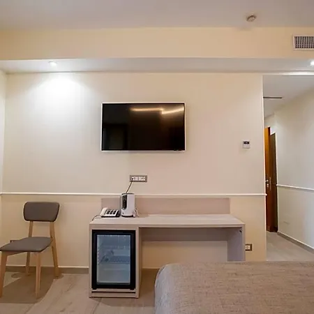 Maximus Hotel 3*