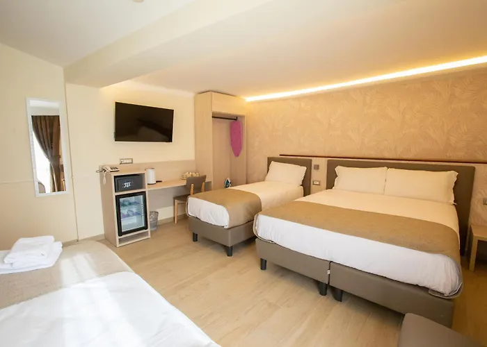 Ξενοδοχείο Maximus 3*